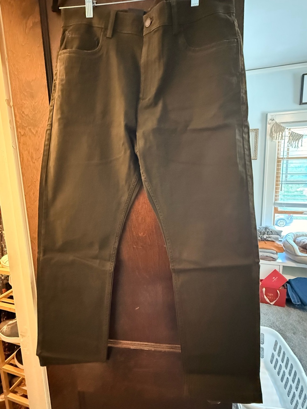 Calvin Klein Men’s black Straight Jeans 34x30